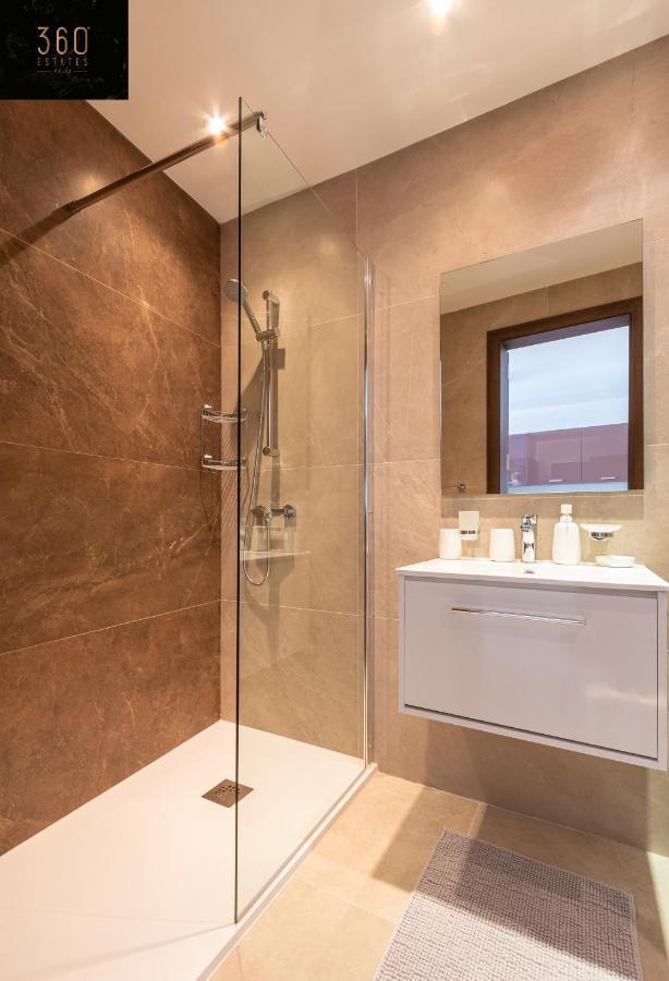 High-End Central Apt With Comfy Bed & Super Wifi By 360 Estates San Ġwann 外观 照片